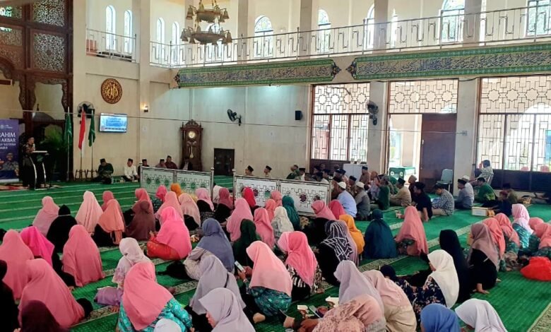 Perkuat Kolaborasi, Pimpinan Cabang Muhammadiyah dan ’Aisyiyah Bekasi Timur 2 menggelar Silaturahim dan Tabligh Akbar di Kampus Unisma/UM Indonesia Perkuat Kolaborasi, Pimpinan Cabang Muhammadiyah dan ’Aisyiyah Bekasi Timur 2 menggelar Silaturahim dan Tabligh Akbar di Kampus Unisma/UM Indonesia