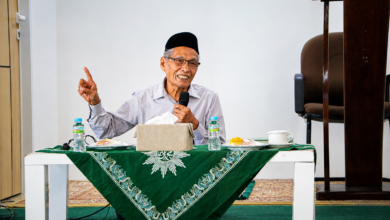 Tak Cukup Saleh, Muslim Juga Harus Berilmu, Berkarya, dan Menguasai Teknologi